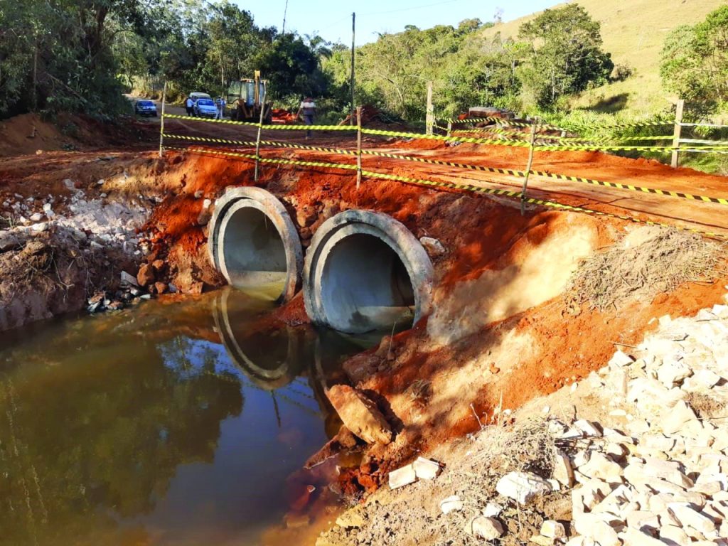 Manutenção de pontes continua na zona rural do município de Congonhal